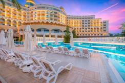 KIRMAN PREMIUM SIDEMARIN BEACH-SPA Pools & Beach